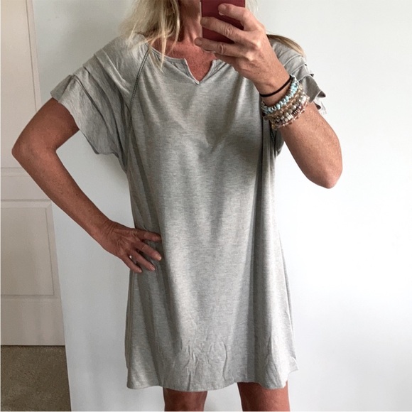 Grey Tiered Ruffle Sleeve Dress - Picture 4 of 10